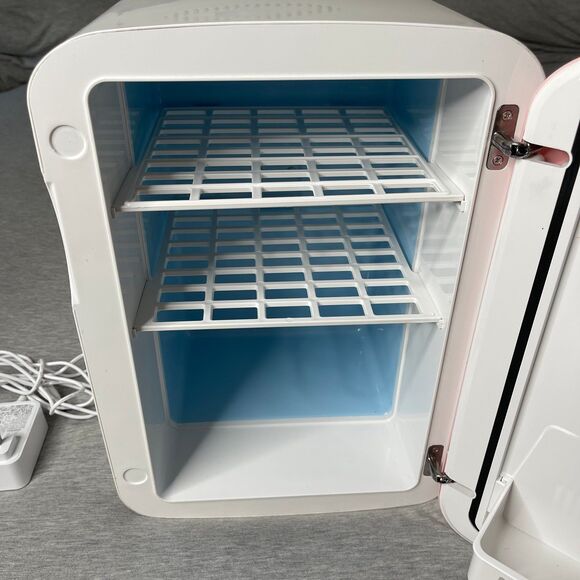 Cooluli White & Pink 12 Can / 10 Liter Vanity Mini Beauty Fridge for Decor - Picture 4 of 12